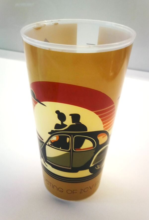 Meeting cup 06 HR